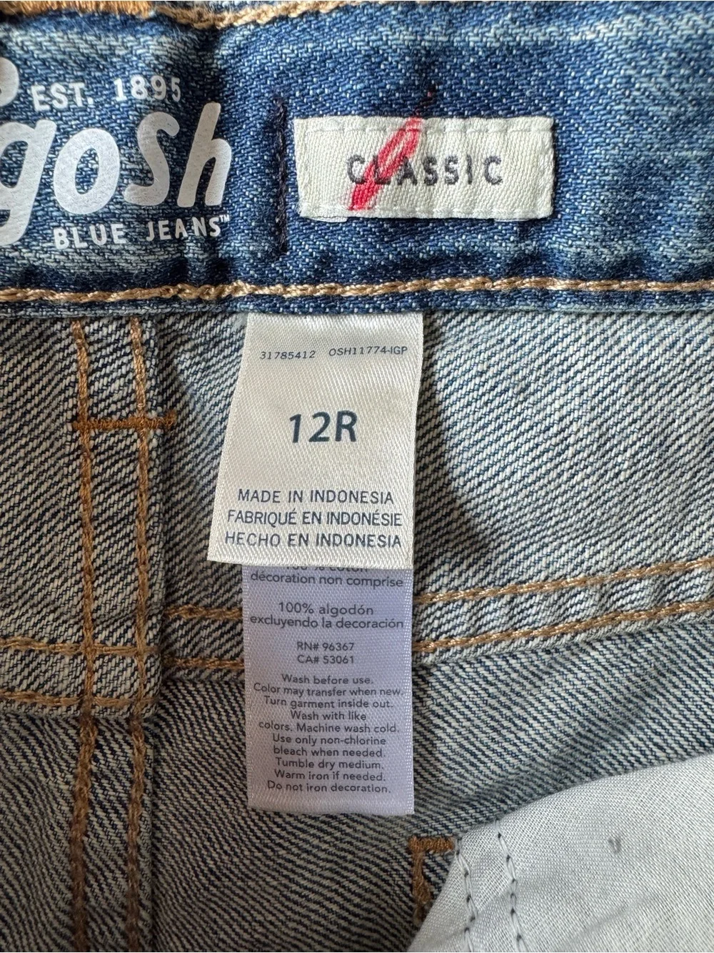 NWT OshKosh B’gosh Classic Denim Jeans Size 12R Boys Blue